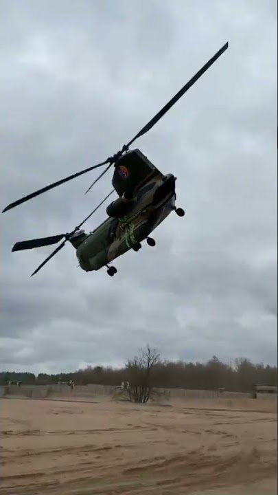 Helikopter tempur terbesar tercanggih
