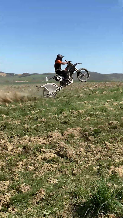 Full Send on CR1000cc 2 Stroke Dirt Bike! #shorts