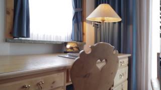 Poestli Room Details