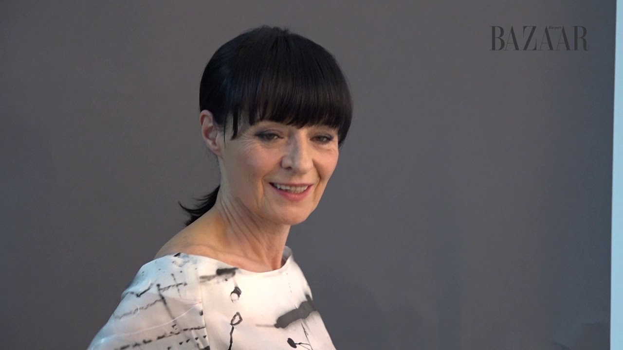 Libena Rochova pro Harper's Bazaar #volime100let - YouTube