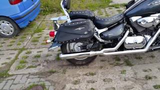 Cobra exhaust on Suzuki Boulevard C90T