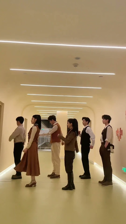 Download lagu #zhaoliying and The Legend of ShenLi Crew group dance