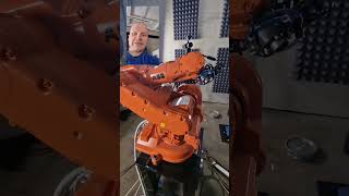 We bought a ROBOT! #robot #cinemarobot #hydraulicpresschannel