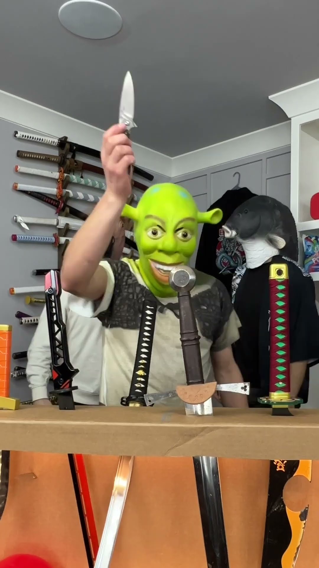 Can 3 masked men defeat a balloon?