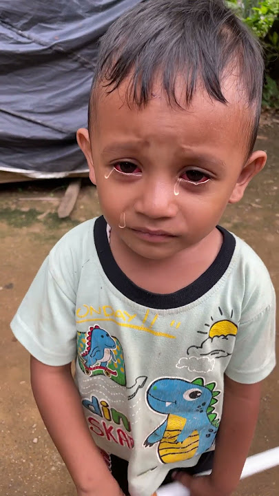 Little brother misses dad