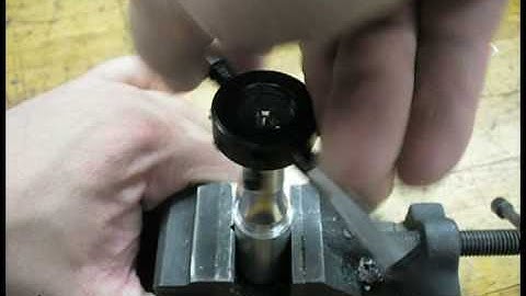 How To: Screw Thread Cutting Die