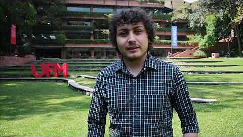 UFM | Julio Bagur graduado de Computer Science