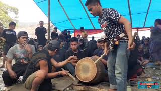 TO MA'KANDANG (GENDANG TORAJA) SARANGDENA KEC.SIMBUANG
