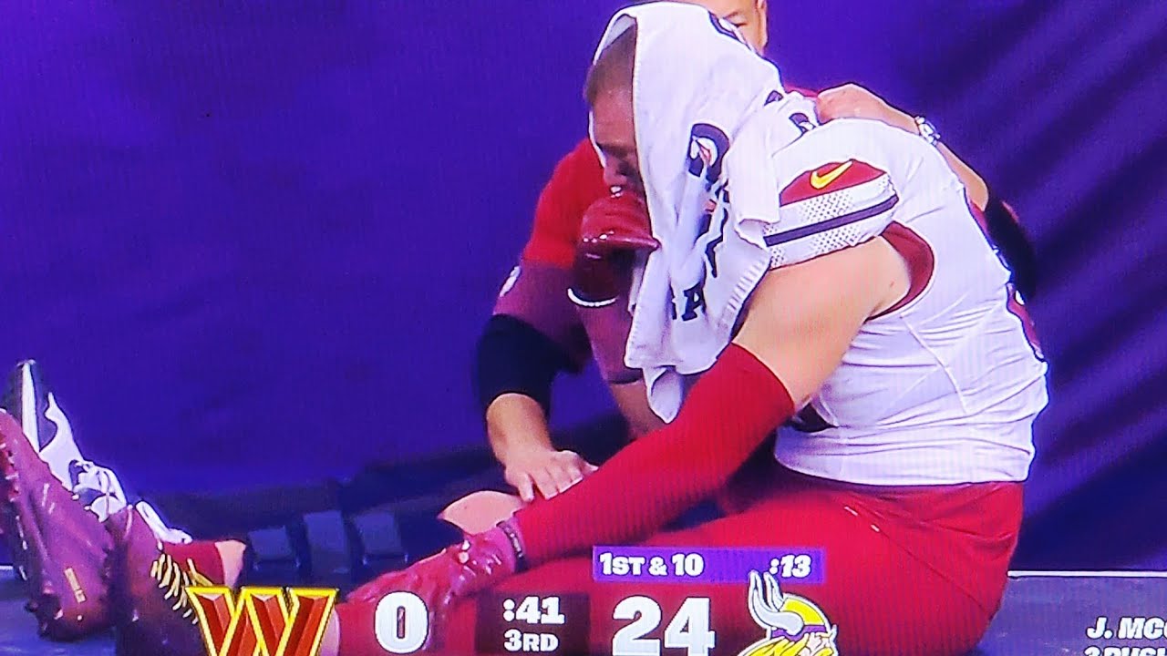 ZACH ERTZ INJURY CARTED OFF FIELD IN EMOTIONAL DISTRESS: WASHINGTON VS MINNESOTA VIKINGS.NFL WEEK 14