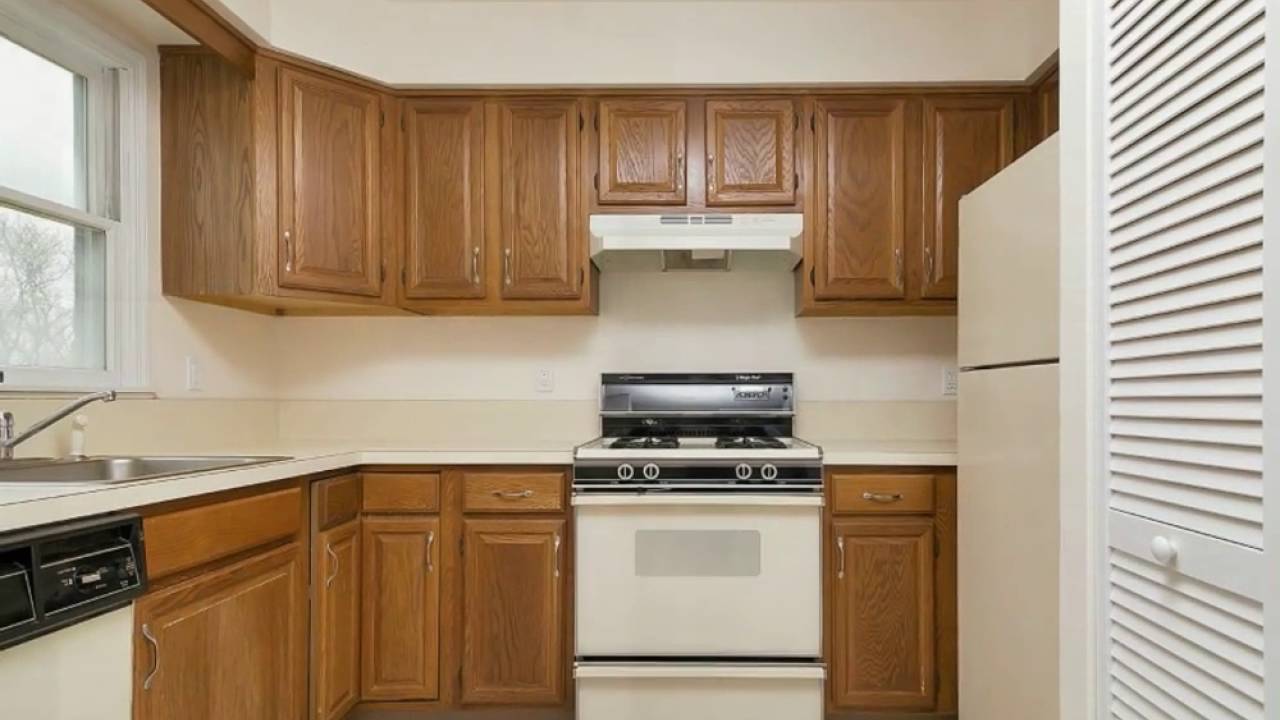 779 Riverside Ave, Lyndhurst, NJ 07071