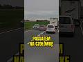 🎥 Wyprzedzanie passatem prosto na czołówkę 😳 #passat #volkswagen #wideorejestrator #piracidrogowi