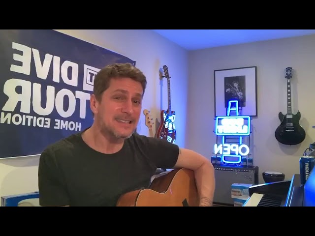 Rob Thomas - Live at the Bud Light Dive Bar Tour class=