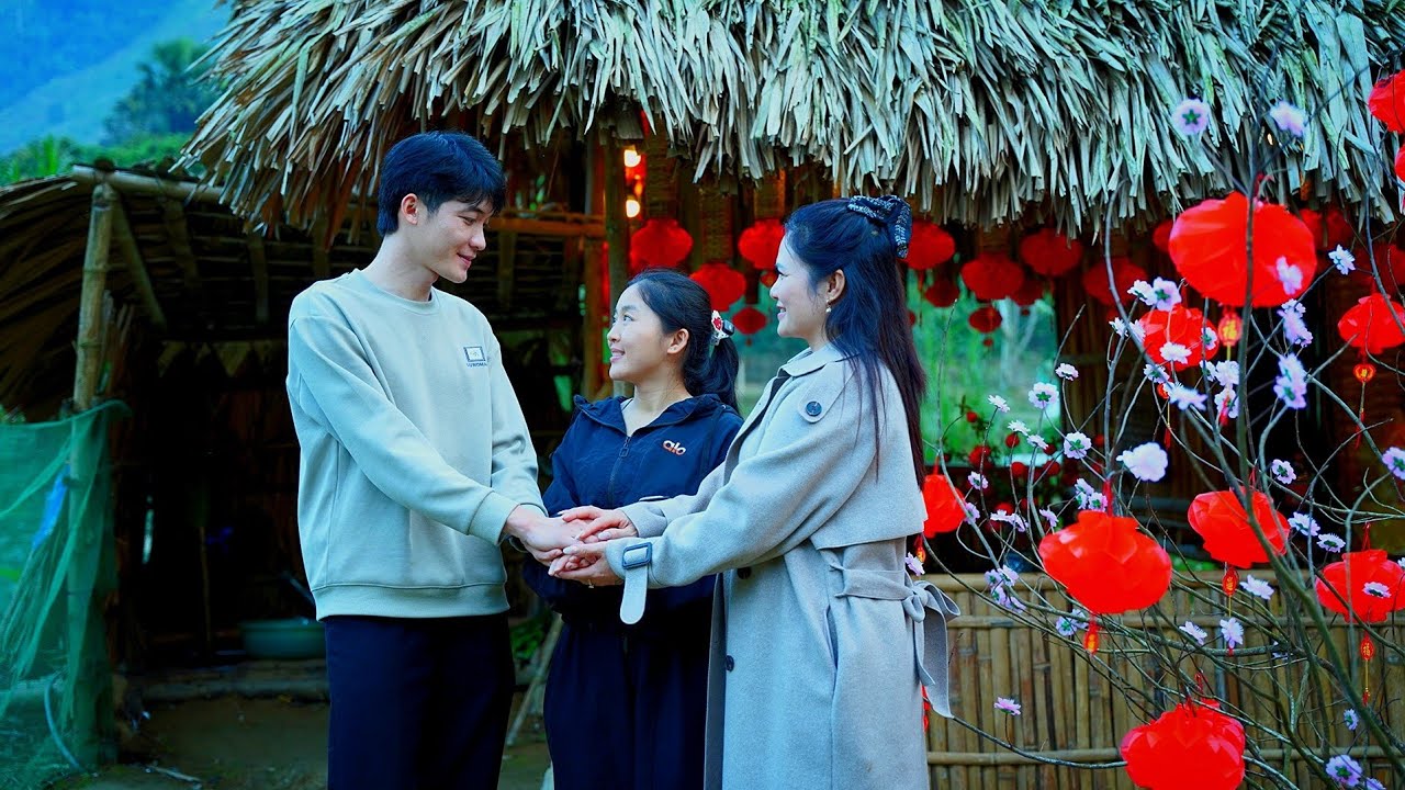 A heartwarming Lunar New Year: Foster mother helps homeless girl find happiness || Ly Tieu Hely.