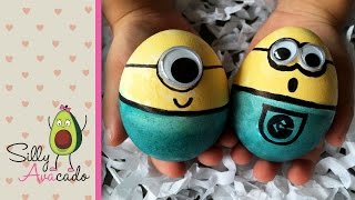 How to Make Minion Easter Eggs with Food Coloring - Fun Easter DIY craft!