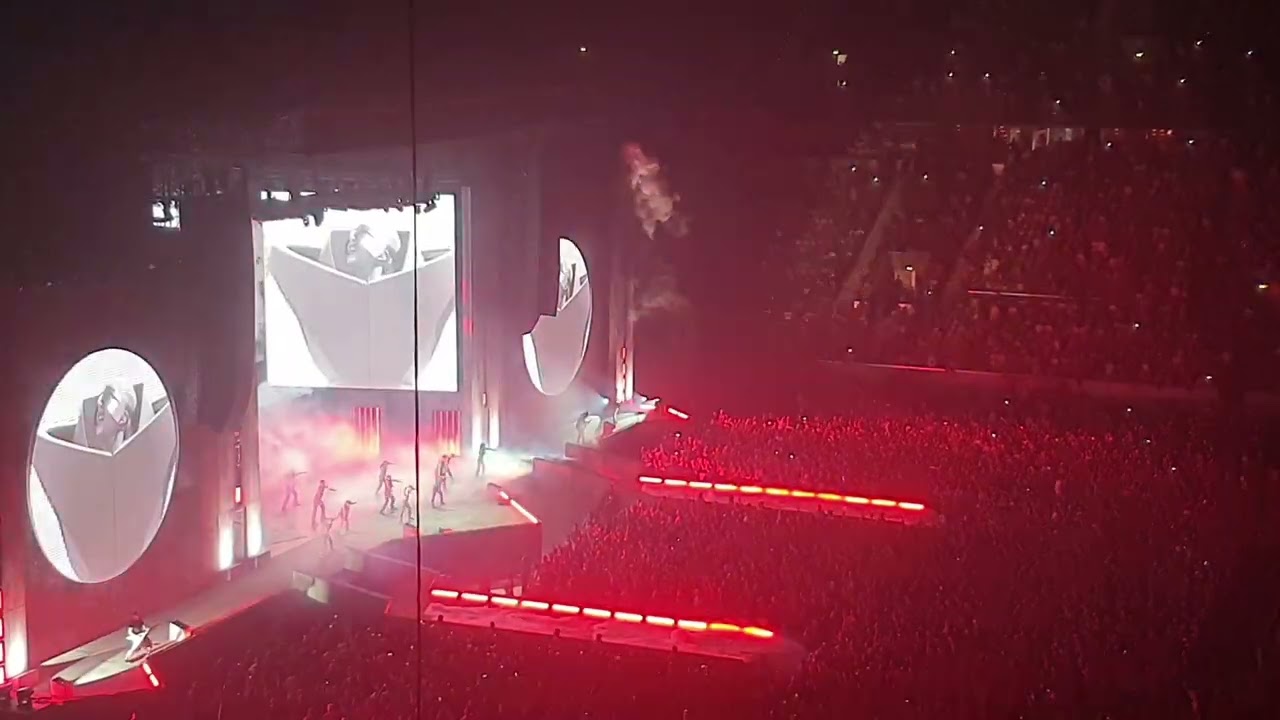 Lady Gaga | The Chromatica Ball World Tour 2022 in Dusseldorf Germany - Opening Number (Bad Romance)