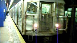 C To Wtc At 81St St-Amnh