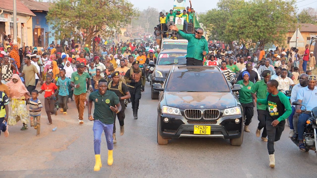 PART ONE: MAPOKEZI YA BABA LEVO ALIVYOPITA MITAA MBALIMBALI YA KIGOMA
