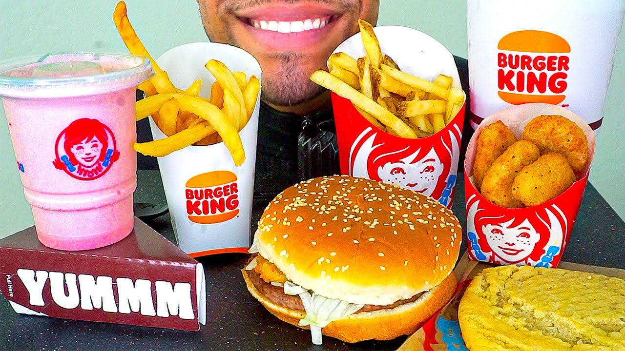 ASMR WENDY'S VS BURGER KING MUKBANG CHICKEN NUGGETS FROSTY WHOPPER HERSHEY'S PIE *TALKING* EATING