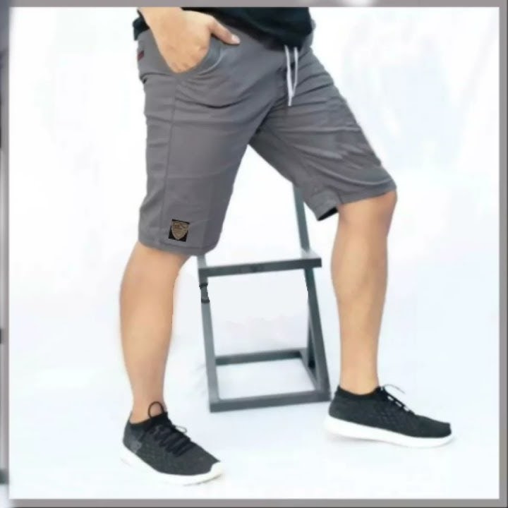 Celana Pendek Distro