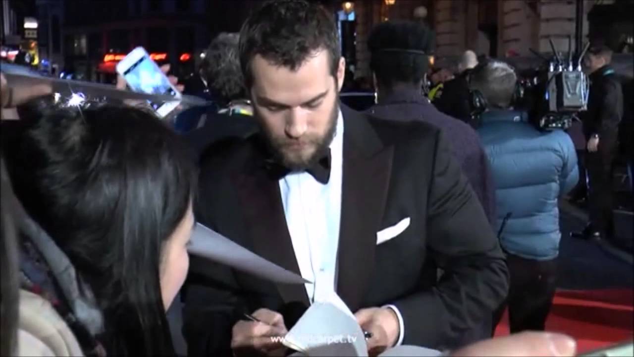 Happy 32nd Birthday Henry Cavill!