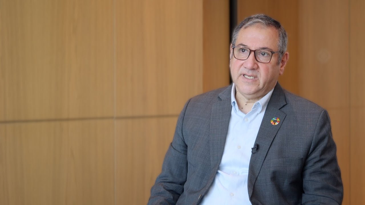 The Boardroom's Most Critical Roles: Head of Legal & Board Secretary Explained