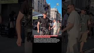 Camera Rig for Perfectly Smooth Tracking Shots