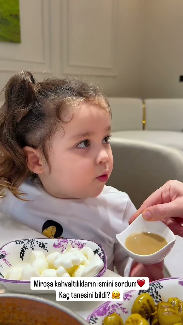 Miroşa kahvaltılıkların ismini sordum kaç tanesini bildi ❤️