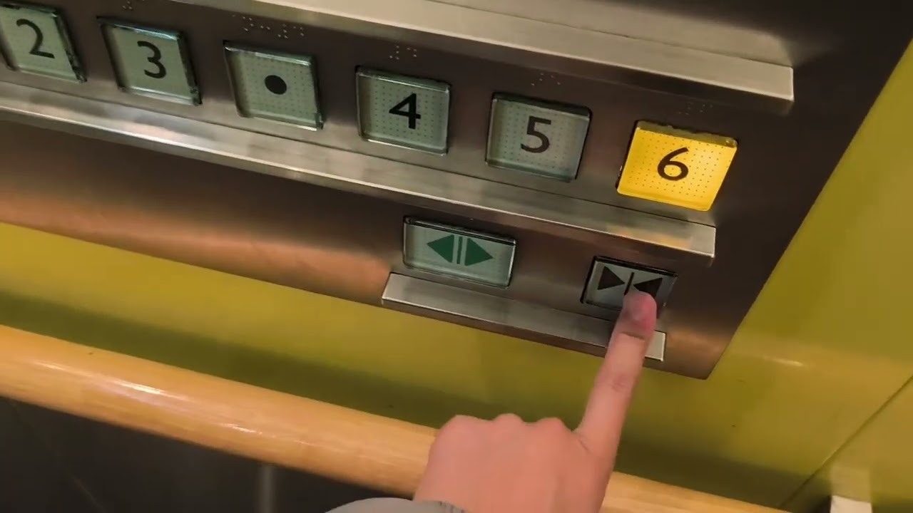 東京ドームシティ エレベーター