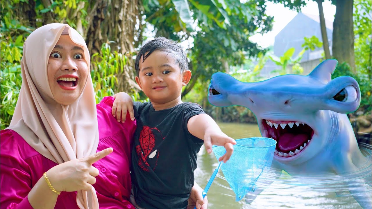 ADA MONSTER IKAN HIU MARTIL DI KALI 😱 SAAT MENCARI SERANGGA