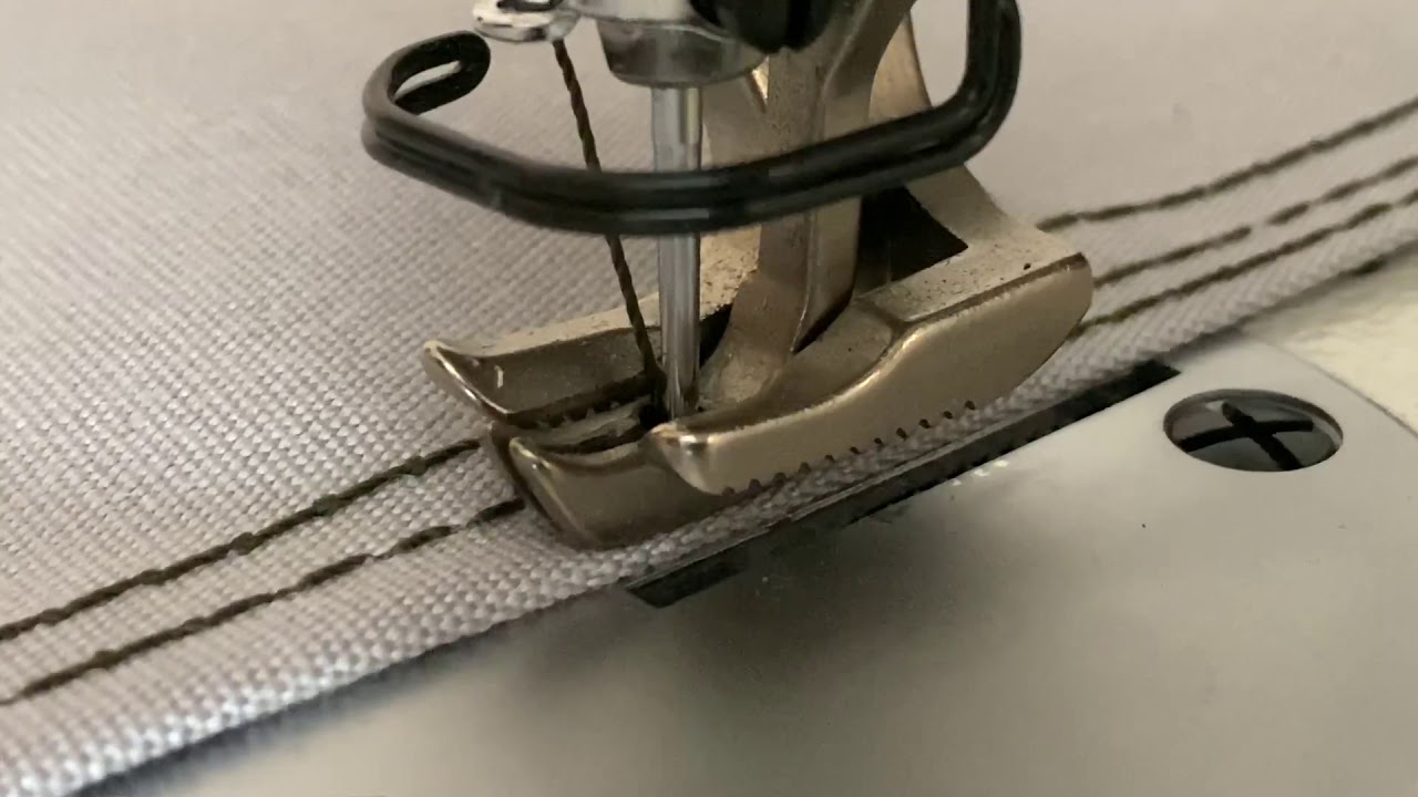 Industrial sewing machine foot