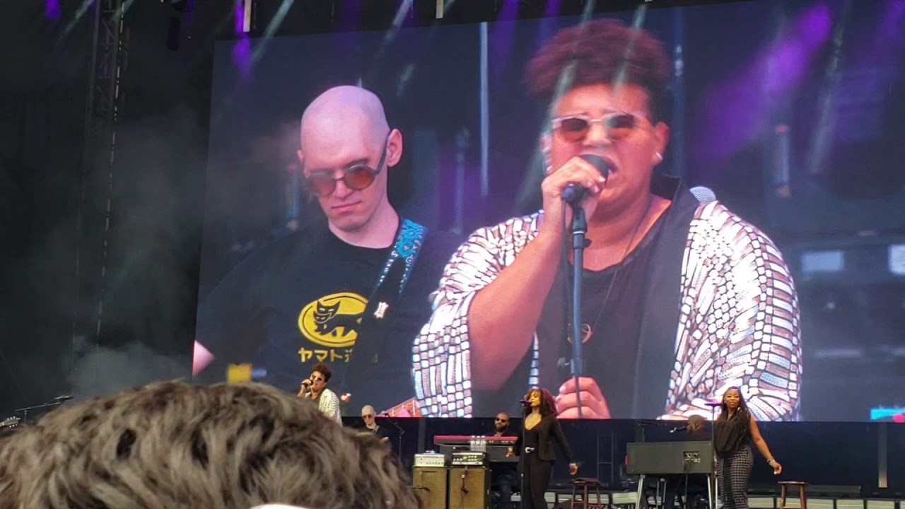 Breakdown (Prince) - Brittany Howard LIVE - YouTube