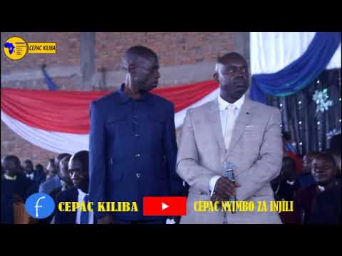 Patriarche Doyen Kavuye Ndondwa Amos Abariki Muchungaji Prof Musa Nabirire 8e CEPAC UVIRA Kasenga