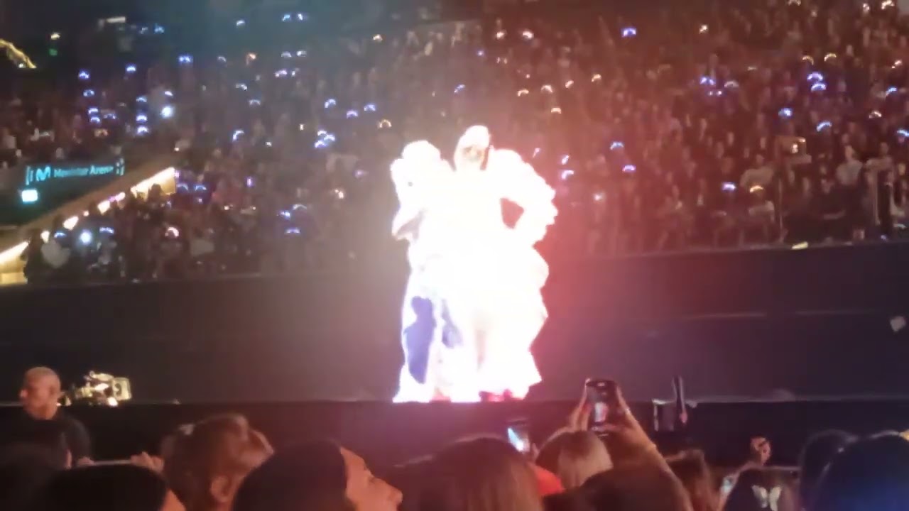 Margarita Movistar arena parte 2