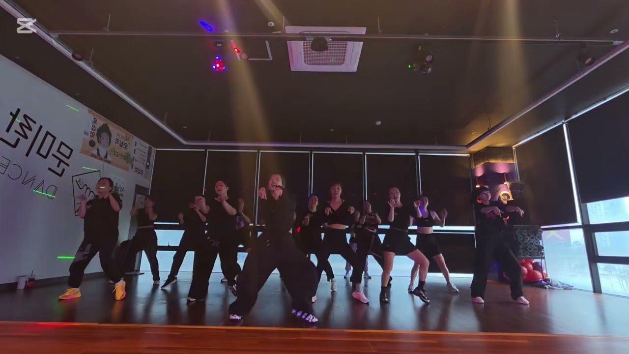 #BANGBANG #IVE #TeacherMoon #DanceRobics #kpop #Dance #Diet #StrengthWorkout #EasyDance #Exercise