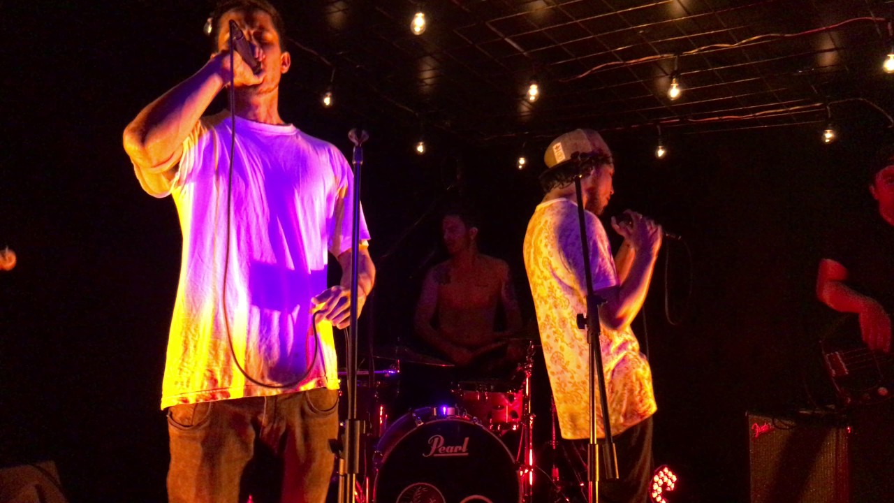 "Momento" (Live @Café Democrático, Quito) - Quimika Soul