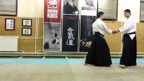 gyakuhanmi katatedori tenchinage  [TUTORIAL] Aikido empty hand basic technique