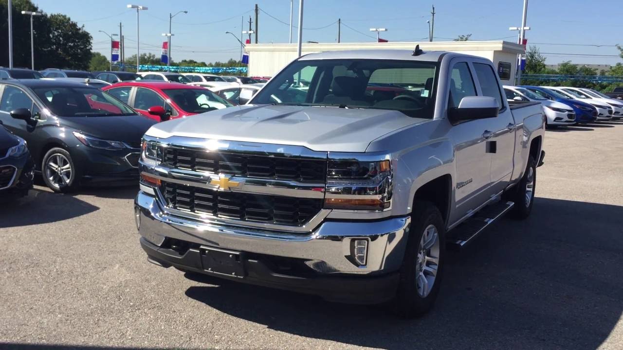 2017 Chevrolet Silverado 1500 4WD Crew Cab LT Silver Ice Metallic Roy