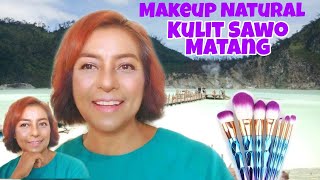 MAKEUP NATURAL UNTUK KULIT SAWO MATANG
