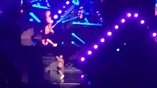 Download Lagu ANUEL Y BAD BUNNY CHAMBEA CONCIERTO MP3