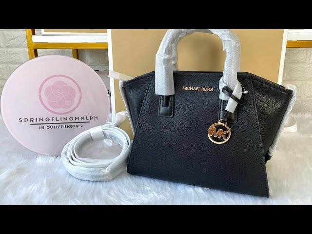 UNBOXING: Michael Kors Extra Small Ava Crossbody…what fits? 