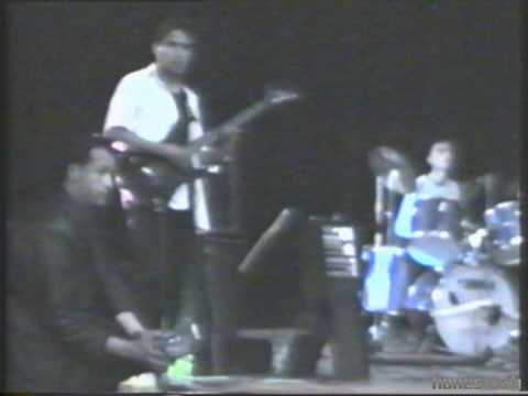 Mohsen with axel band play Maria Santana cover 2003