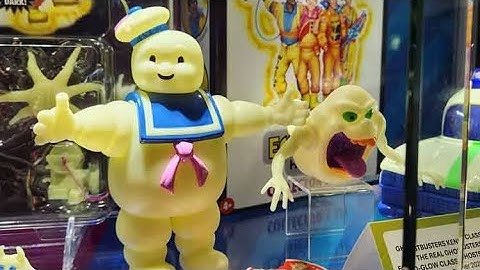 New The Real Ghostbusters Ecto-Glow Kenner Classics Stay Puft & Slimer on display Nycc