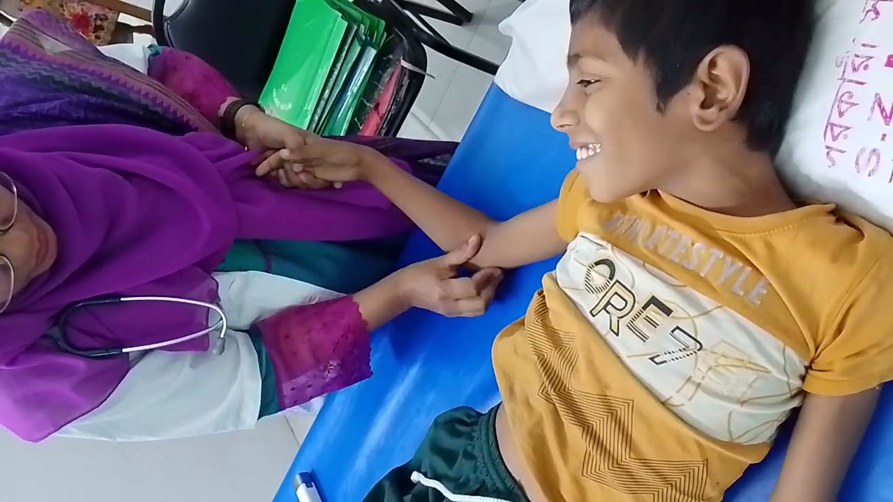 Locomotor examination of lower limb 🦵 by Dr.Masuma Szmch