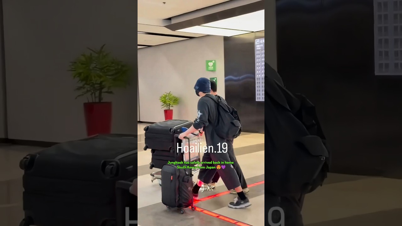 Jungkook has safely arrived back in South Korea🤗💜