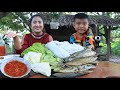 Cook and Eat: Yummy Cambodia noodle with fried fish / Seyhak enjoy to cook and eat