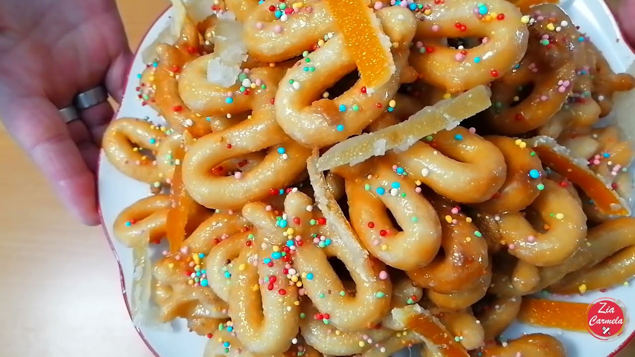 zeppole di natale - scauratielli - ricetta tipica natalizia campana fatta in casa buone feste