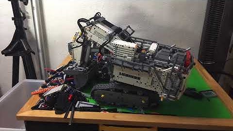 Lego 42100 Liebherr R 9800 Excavator Demostration