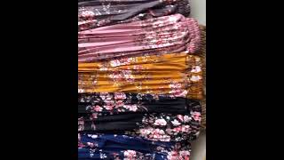 Rok Plisket Import Motif Bunga Sakura