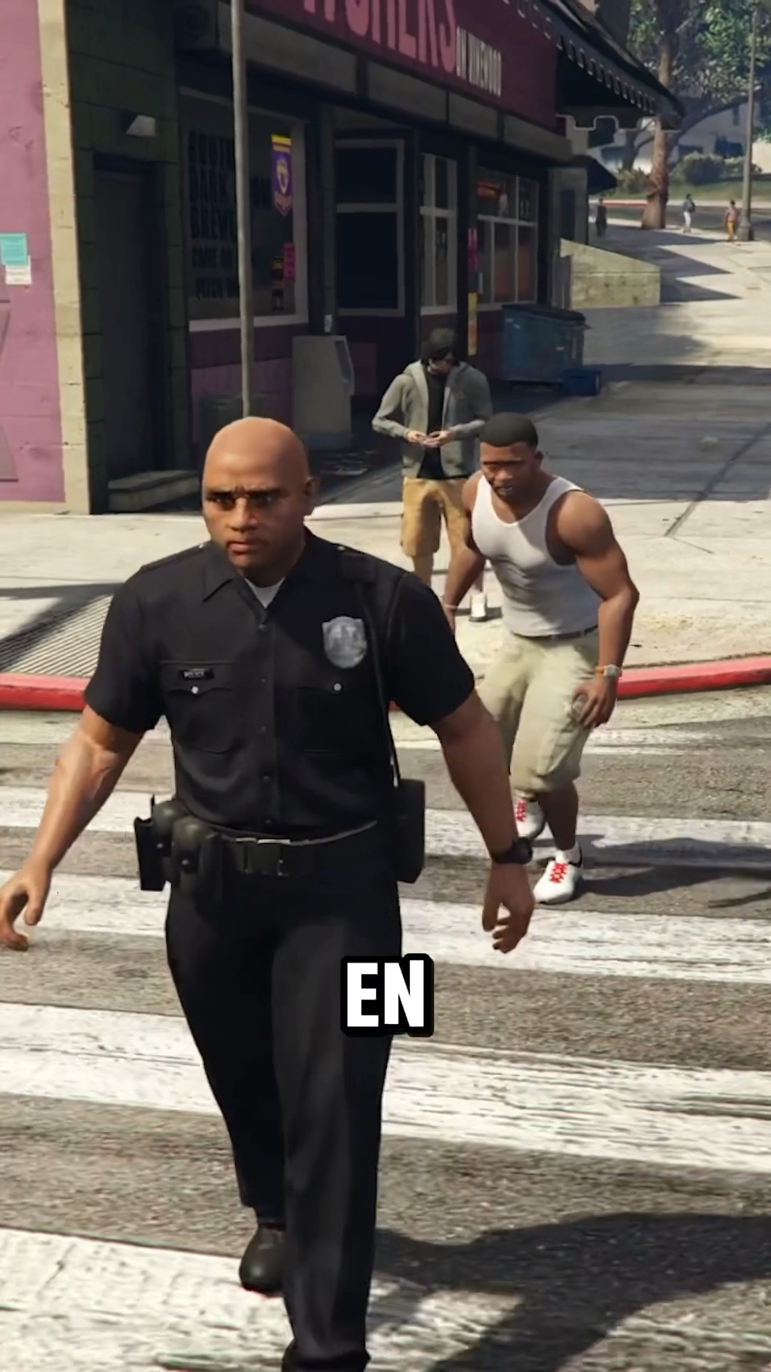 Nunca Sigas a un Policía en GTA 5 #shorts
