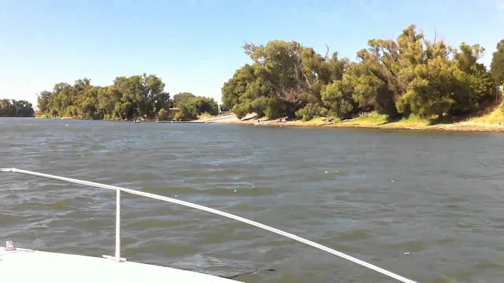 Delta 2010 -- On the Sacramento River